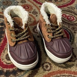 Genuine OshKosh Bgosh Boots